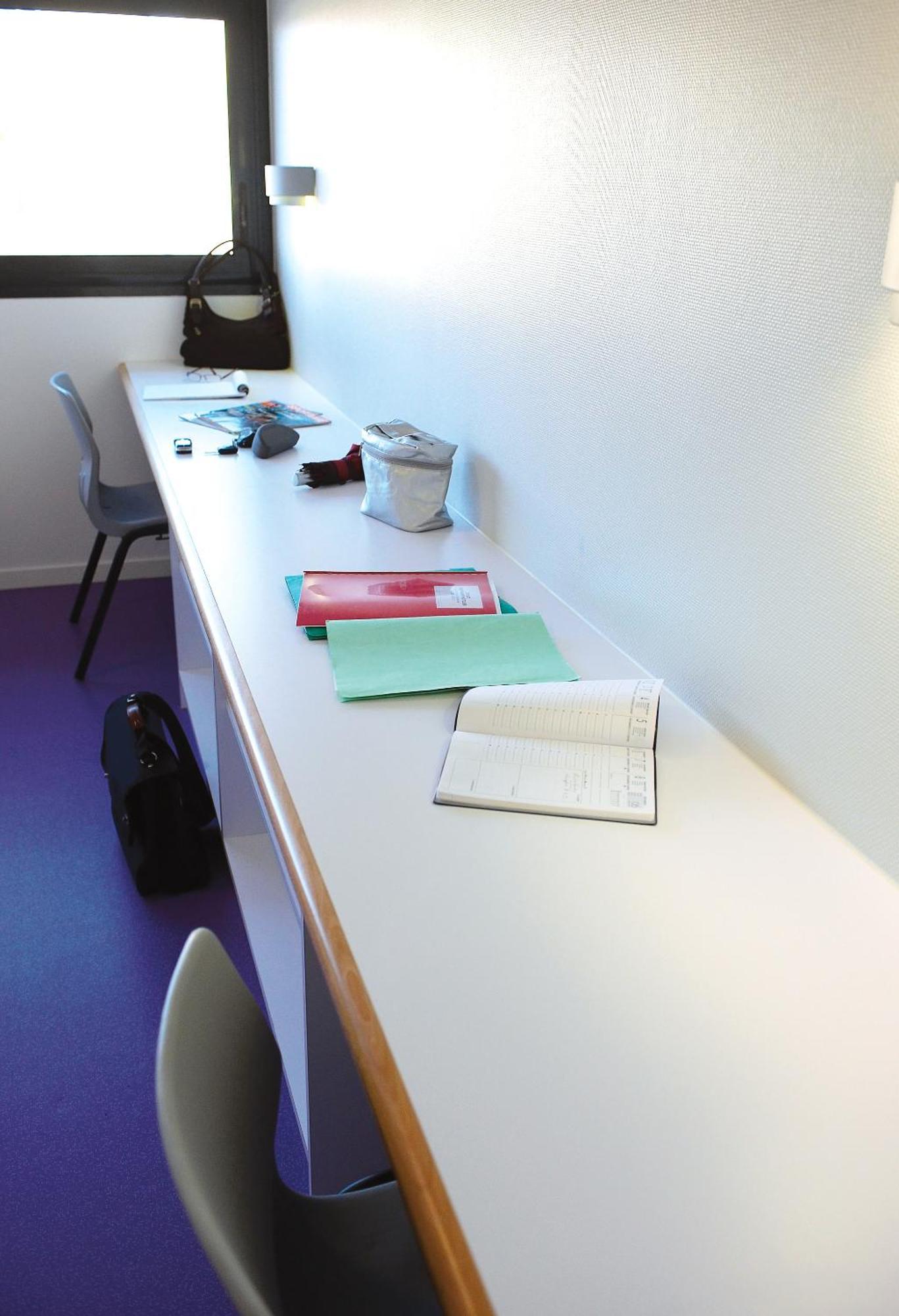 Jf Accueil & Formation Hotell Cholet Exteriör bild