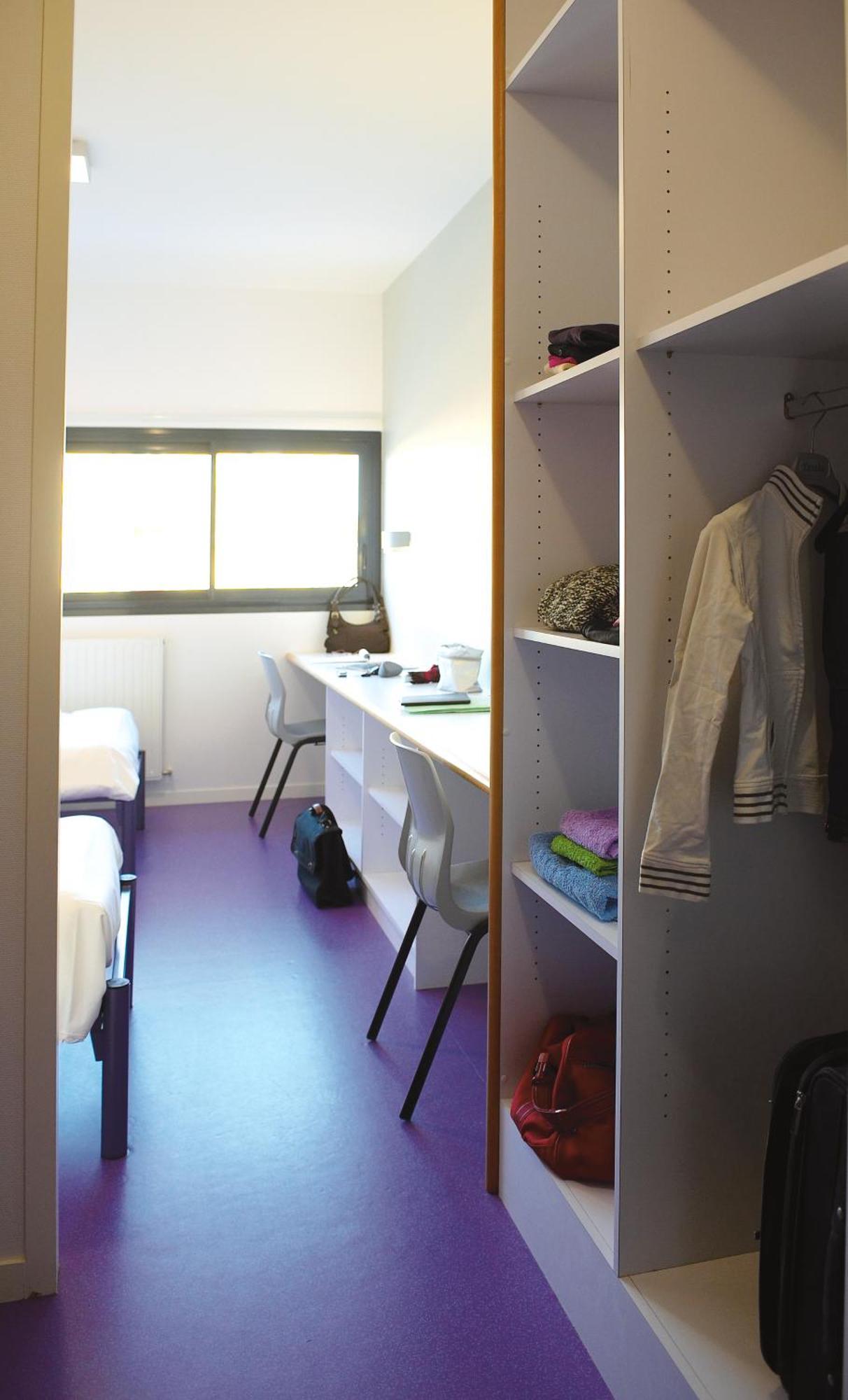 Jf Accueil & Formation Hotell Cholet Exteriör bild