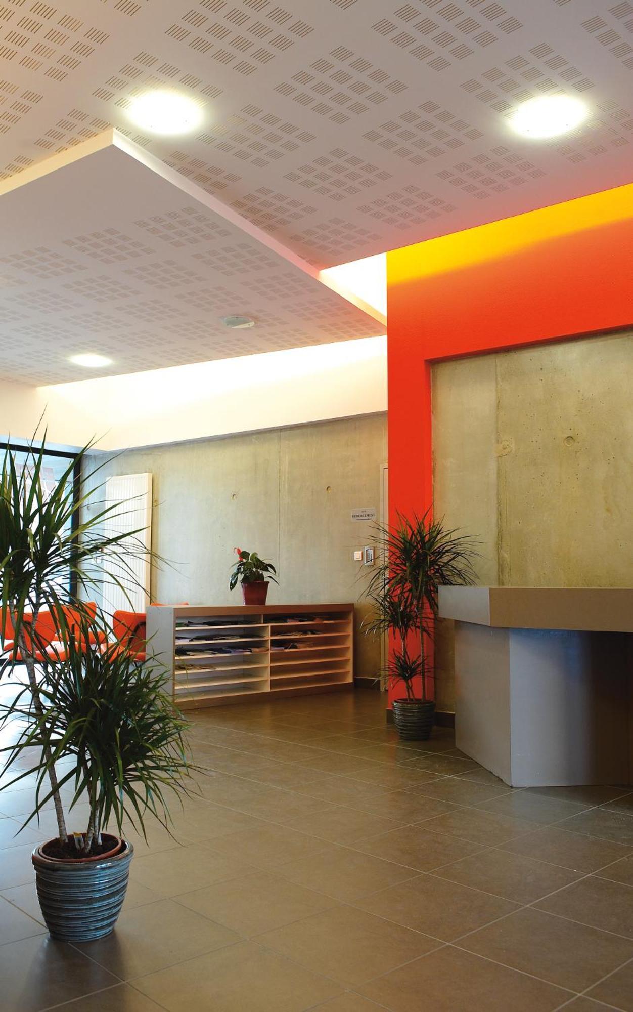 Jf Accueil & Formation Hotell Cholet Exteriör bild